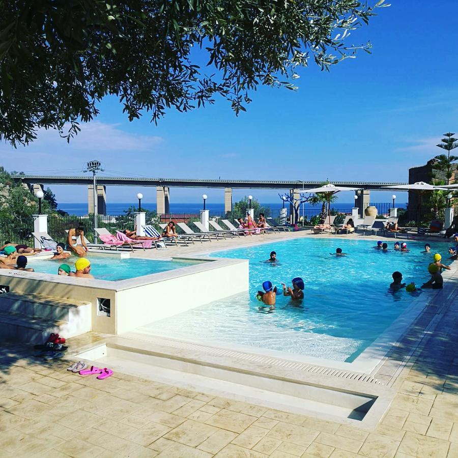 Agriturismo Villa Orchidea Ali Terme Bagian luar foto